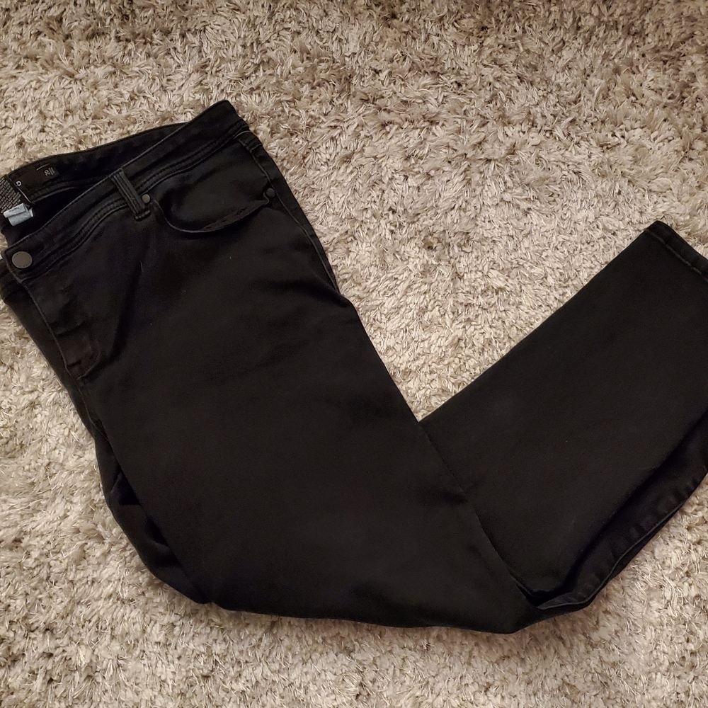 Torrid black straight leg jeans